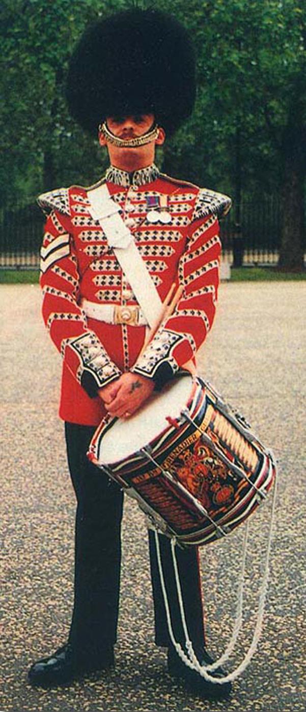 A King George Vth, King George VIth & WW2 Regimental Painted 1st Battalion Grenadier Guards, Rope Tension Snare Drum With Battle Honours Up to The End of WW1, 1918