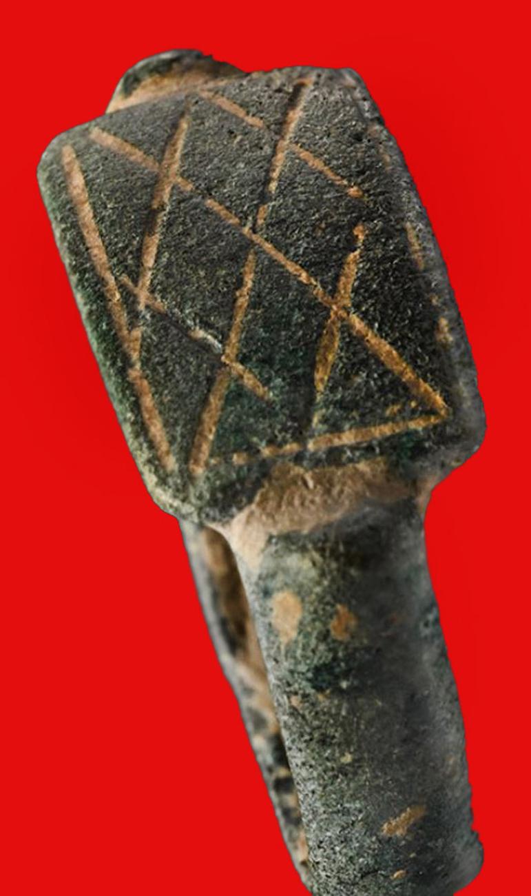 A Superb Ancient Greek Bronze Scholar’s Tablet Ring From The Time of Alexander the Great Circa 340 BC. Engraved With Symbolic Crosshatching Of Stylized Pre-Euclidean Geometry, And In The Proportions of A Greek Stele. From the Greek στήλη