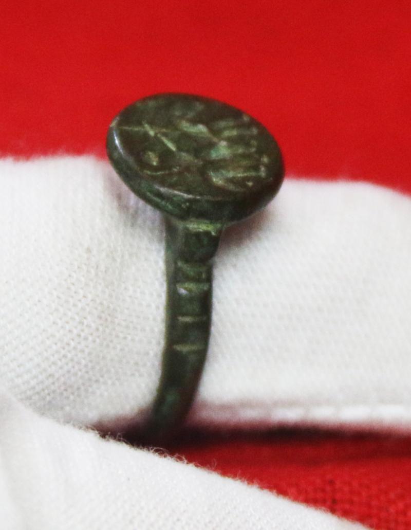 A Fabulous Knight’s Seal Ring, From Agincourt to the Wars of the Roses Period. A 15th Century Ring with an Intaglio Stylized Engraving of An Armoured Knight on Horseback Holding Aloft His Knightly Sword, a Fabulous and Beautiful Piece.