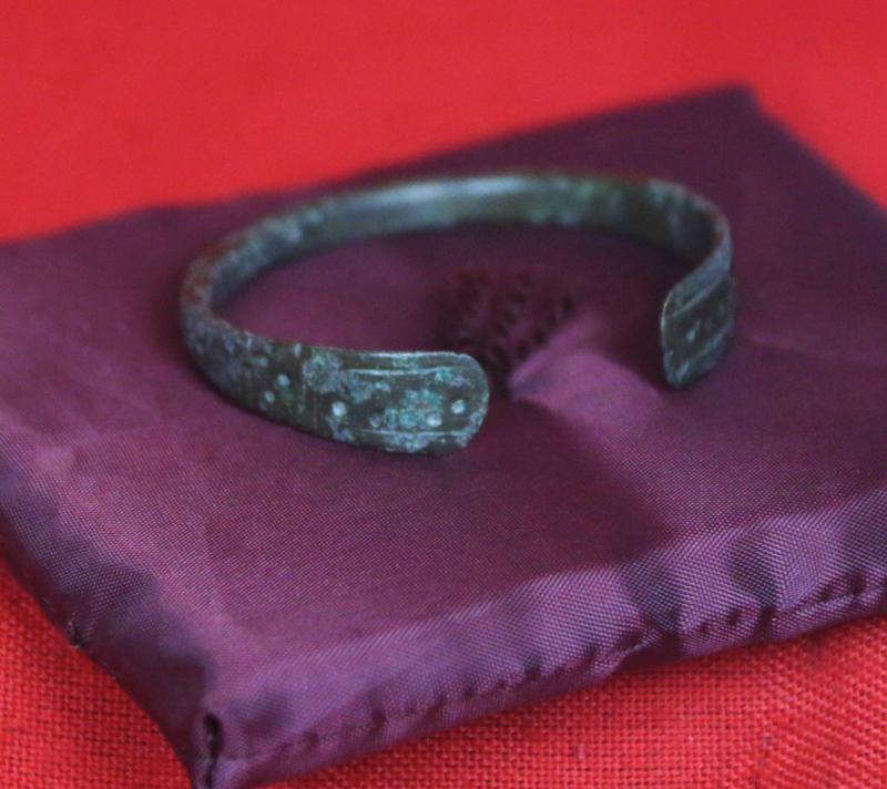 A Fine, Original, Bronze Imperial Roman Legionary's Military Armilla, As Awarded for Military Gallantry. Almost 2000 Years Old Donum Militarium. Worn From The Period of Emperors Trajan, Hadrian Marcus Aurelius, Lucius Verus & Commodus