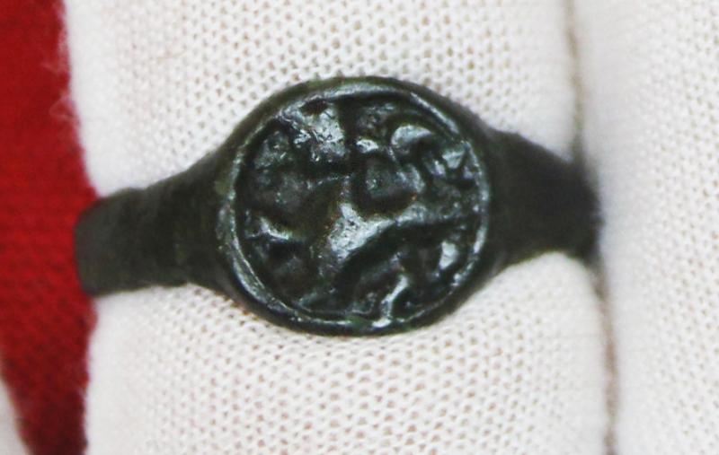 Wonderful 12th-13th Century Crusader & Pilgrim Knight's Heraldic Seal Ring Of a Fantastical Beast The Manticore, A Human Headed Tiger or Lion. Used In Medeavil Heraldry On Shields, Banner, Accoutrements & Indicated To Which Noble Family A Knight Belonged