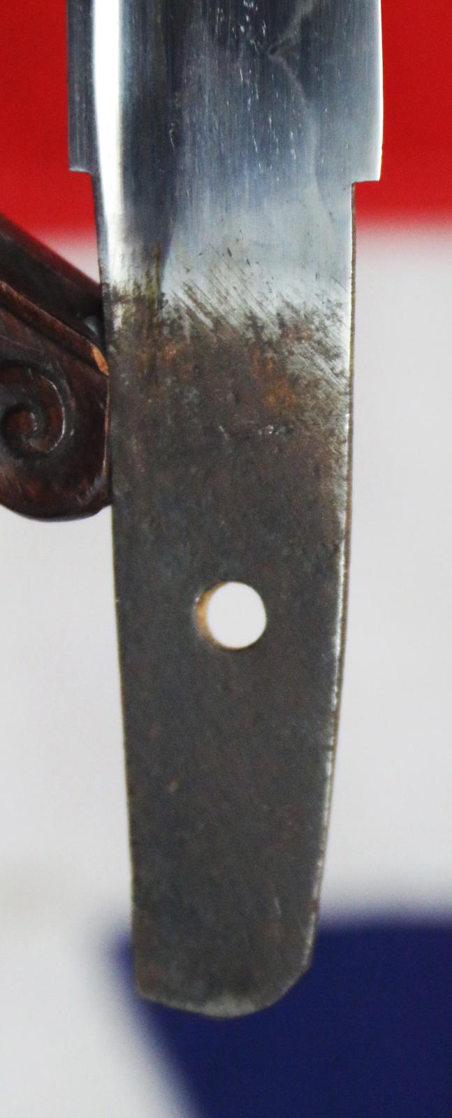 A Beautiful Unokubi Zukuri Blade Samurai Armour Piercing Tanto. Ise-ebi or Kamakuraebi Sayajiri 鞘尻, & Matching Matsushiro Sinano School Kozuka and Kogai. 16th To 17th Century Blade, Original Edo Koshirae, Of Nagano Province