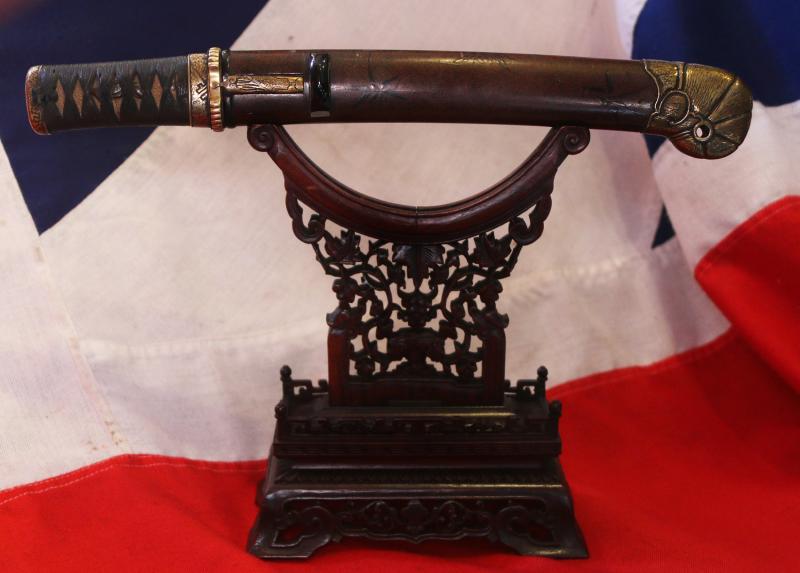 A Beautiful Unokubi Zukuri Blade Samurai Armour Piercing Tanto. Ise-ebi or Kamakuraebi Sayajiri 鞘尻, & Matching Matsushiro Sinano School Kozuka and Kogai. 16th To 17th Century Blade, Original Edo Koshirae, Of Nagano Province