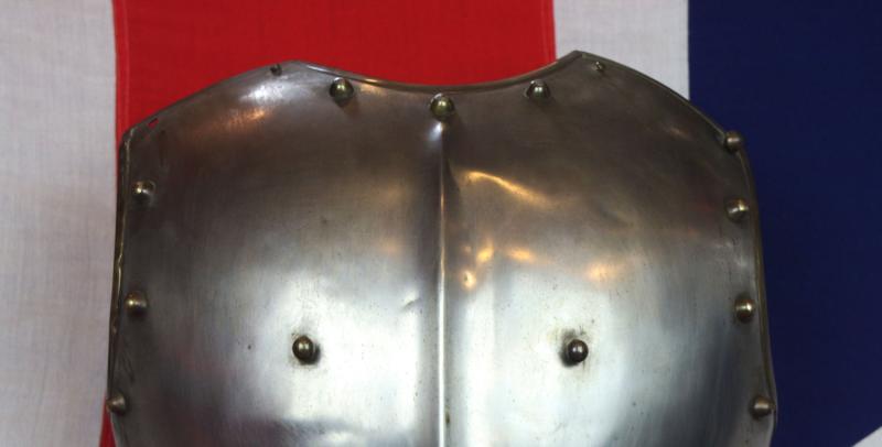 Original, Antique, Victorian Household Cavalry Armour Breastplate Cuirass of the LifeGuards, The Blues &The Royals. the Mounted Personal Bodyguard Regiments of the British Monarch, Part of The Household Division