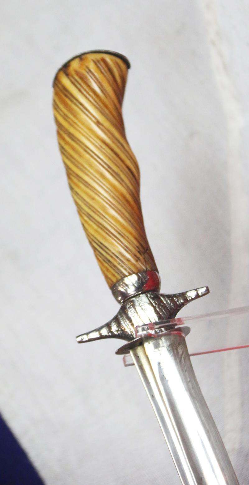 A Superb 18th Century Royal Naval Midshipman's & Officer's Short Sword Hanger, Carved Spiral Hilt Grip With Rare Silver Close Plate Quillon and Pommel used From The Battle of the Glorious Ist of June, the Battle Of the Nile and the Battle of Trafalgar