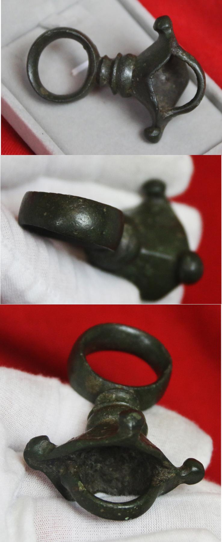 Stunning 2000 Years Old Ancient Briton,Original Celtic Chief's Bronze Chariot Mount, From the Time of King Prasutagus & Used By Chiefs of The King and Queen Boadicea Queen of the Iceni, of Norfolk, The Ancient Britons. Found in Norfolk