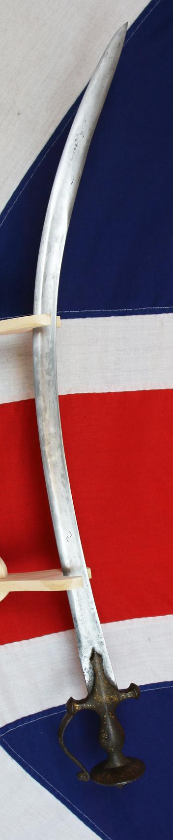 A Beautiful 17th-18th Century Sikh Tulwar With Gold Inlaid Royal Hilt & Seal Stamped Blade, With Double Crescent Armourer’s Marks. It Has Just Returned From Expert Museum Grade Conservation, Polishing & Etching of The Blade To Reveal Its Stunning Pattern