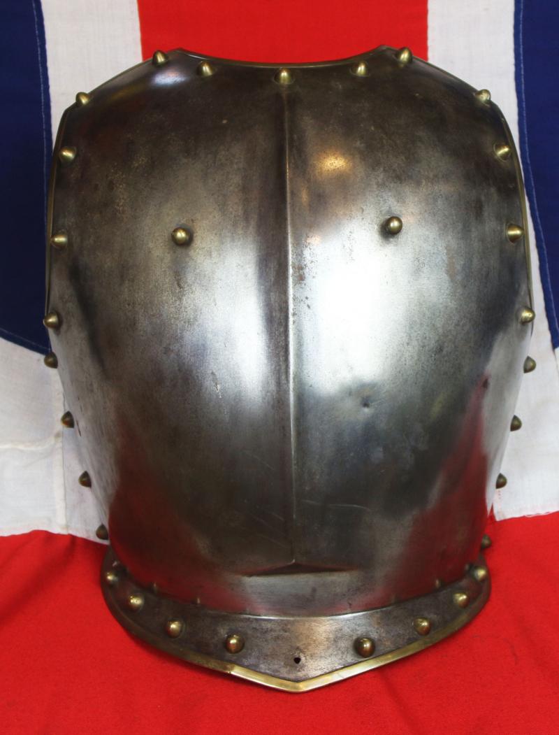 Original, Antique, Victorian Household Cavalry Armour Breastplate Cuirass of the LifeGuards, The Blues &The Royals. the Mounted Personal Bodyguard Regiments of the British Monarch, Part of The Household Division