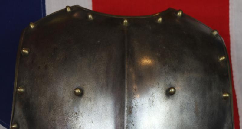 Original, Antique, Victorian Household Cavalry Armour Breastplate Cuirass of the LifeGuards, The Blues &The Royals. the Mounted Personal Bodyguard Regiments of the British Monarch, Part of The Household Division