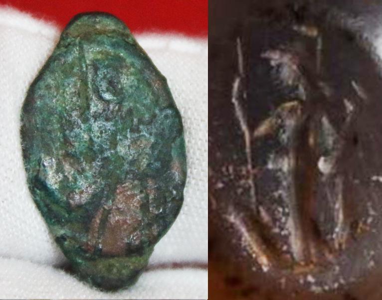 1st Century Roman Bronze Ring, Engraved Intaglio of Goddess Minerva With Her Spear & Shield, Inlaid With Red Enamel. For Such As A Roman Centurion or An Equites