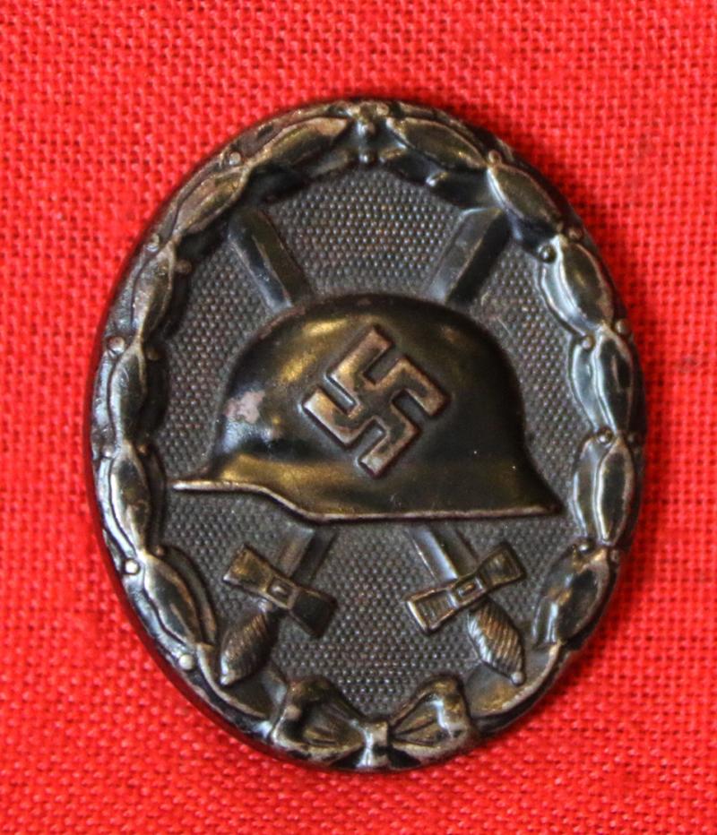 An Exceptional Example of a German WW2 Black Wound Badge. Verwundetenabzeichen