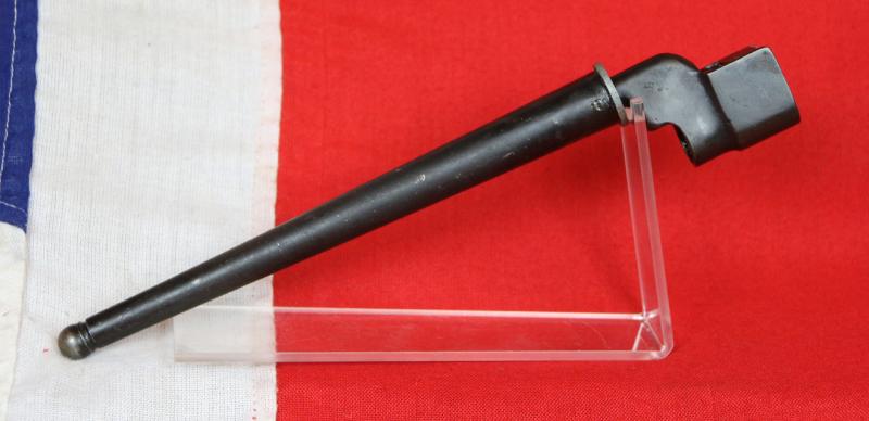 Very Rare & The Most Collectable Bayonet of WW2. A WWII British Lee Enfield No 4 MK 1 Cruciform Spike Bayonet By ‘SM’ (Singer Manufacturing Co) With MK 1 Scabbard. The Earliest, & Briefly Issued Bayonet Of The No4 Rifle in WW2