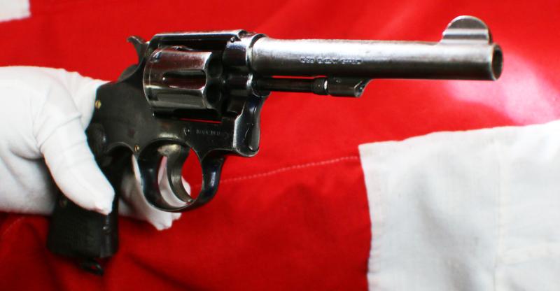 A Very Good Deactivated Smith & Wesson .38 Cal. 6 Shot Double Action Revolver 5