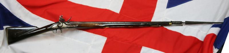 A Beauty! Scottish Regt. Issue 'Tower Of London' GR Crown 'Brown Bess' Musket of the Napoleonic Wars, Peninsular War & Waterloo With Bayonet. Scottish Regimental Markings for Renfrewshire Regt. Then Transferred To The 42nd Foot the 'Black Watch'