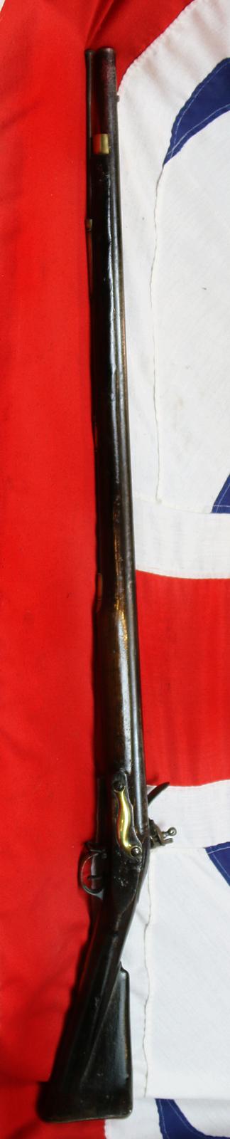 A Beauty! Scottish Regt. Issue 'Tower Of London' GR Crown 'Brown Bess' Musket of the Napoleonic Wars, Peninsular War & Waterloo With Bayonet. Scottish Regimental Markings for Renfrewshire Regt. Then Transferred To The 42nd Foot the 'Black Watch'