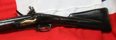 A Beauty! Scottish Regt. Issue 'Tower Of London' GR Crown 'Brown Bess' Musket of the Napoleonic Wars, Peninsular War & Waterloo With Bayonet. Scottish Regimental Markings for Renfrewshire Regt. Then Transferred To The 42nd Foot the 'Black Watch'