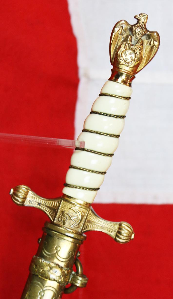 NOW SOLD!! The Most Historical German Officer’s Dagger War Trophy of WW2. Recovered From The Map Room Aboard U-110. The Most Important Capture of WW2. U110 Commanded by Kptlt Fritz Julius Lemp, Hero Of Germany, For His Attack on Battleship HMS Barham