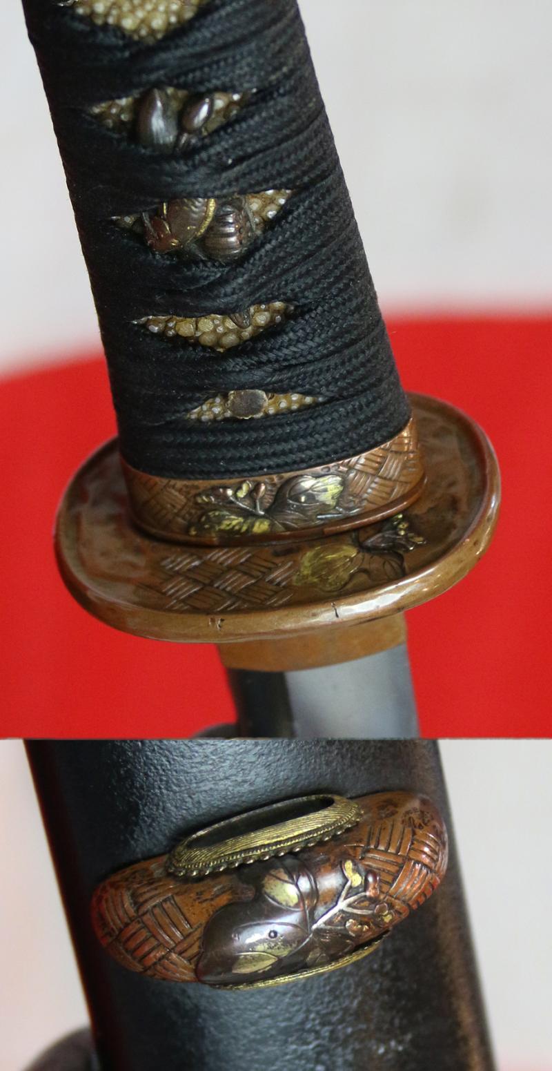 A Wonderful Samurai Sword Wakazashi Circa 1600 Mounted with a Fully Matching Original Edo Suite of Kiri 桐, The Japanese Empress Tree Design Mounts of Very High Quality, In Exceptional Overall Condition