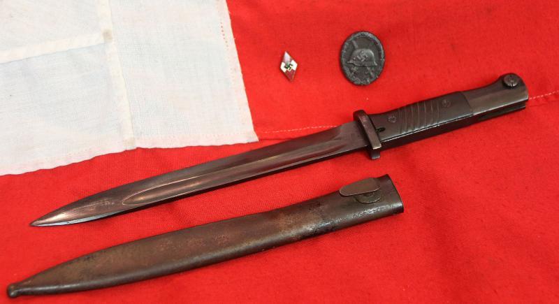 A Superb Mauser K98k Bayonet Maker Marked and Coded 1942/43 By Weyersberg and Eickhorn. All Original Blue To The hilt & Blade Normandy Veteran 9th Battalion Cameronians {Scottish rifles} Combat Against 12th SS Hitlerjugend Panzergrenadiers
