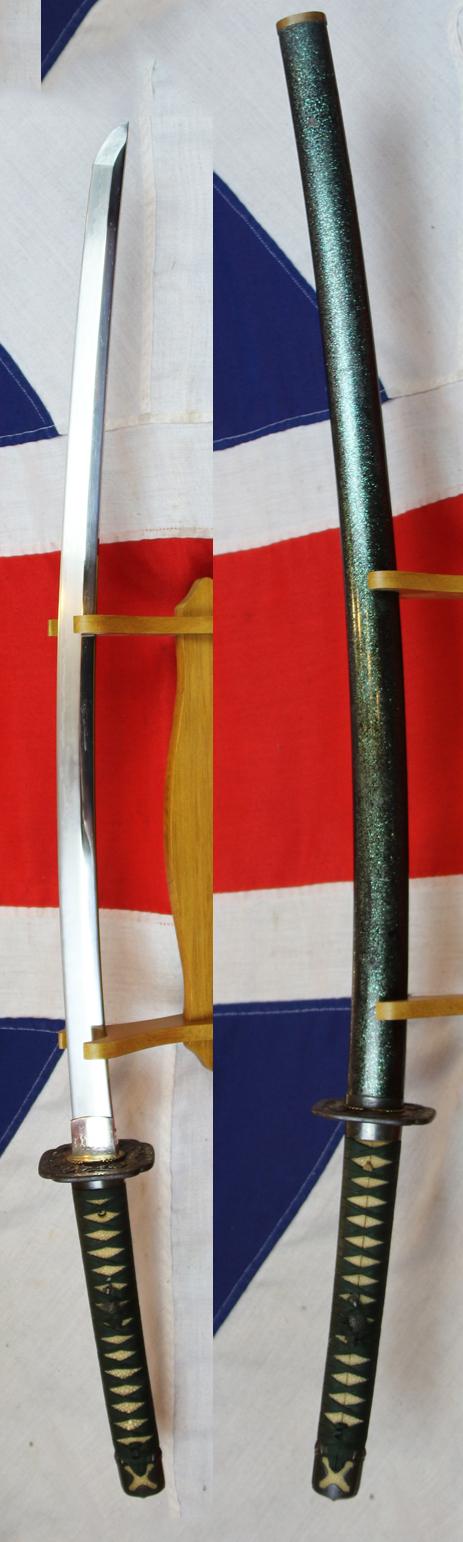 A Stunning Kunitake Early Shinto Katana With All Original Very Fine Edo Period Koshirae & A Finest Quality Kagonami, Nanban, Kirin, Phoenix & Dragons Kiyou-Tojin Tsuba, Inlaid with Solid Silver and Gold, Nagasaki-he Gairaishita Chukokujin no Saku