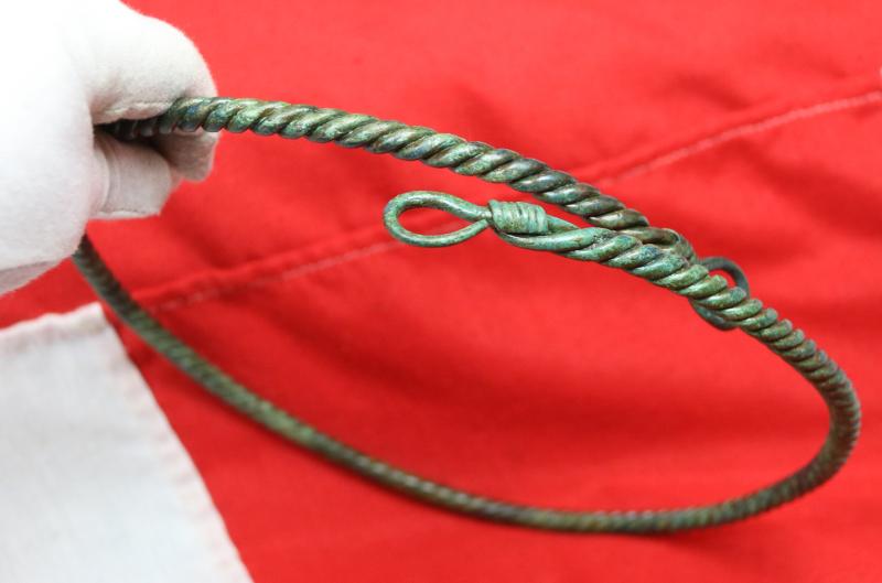 An Original Very Rare Neck Torc of a Legendary, Notorious & Terrifying Viking Mercenary Warrior, A Spectacular, Original & Ancient Viking 'Berserker's' Status Neck Adornment in Bronze. Even the Fiercesome Viking's Were in Fear Of Them. 1200 Years Old